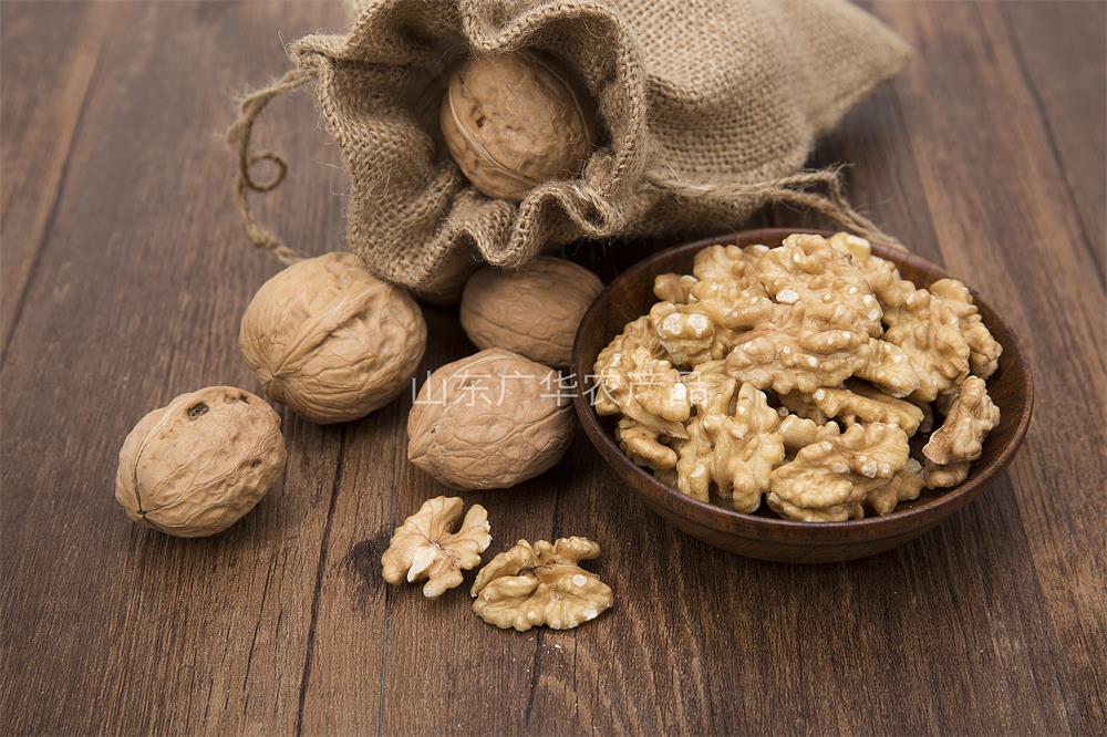 Eat more walnuts can repair the intestines