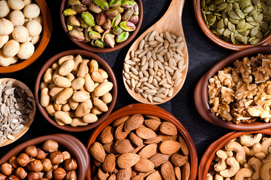 A Handful of Nuts Everyday Helps You Live a Long Life