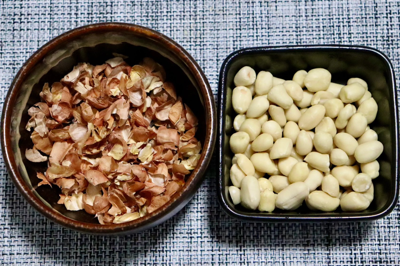 Tips for removing peanut skin