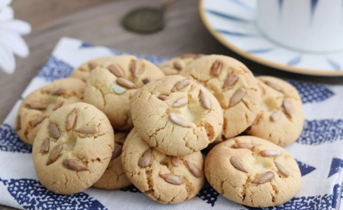 Sunflower Seed Crisp