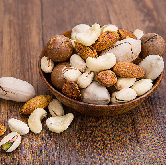 How to eat nuts and seeds for health benefits